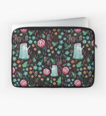 Eyeball Garden Laptop Sleeve