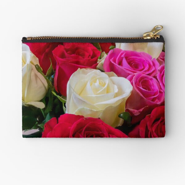 Aperçu de l'œuvre Roses en fleurs créée et vendue par arat192.