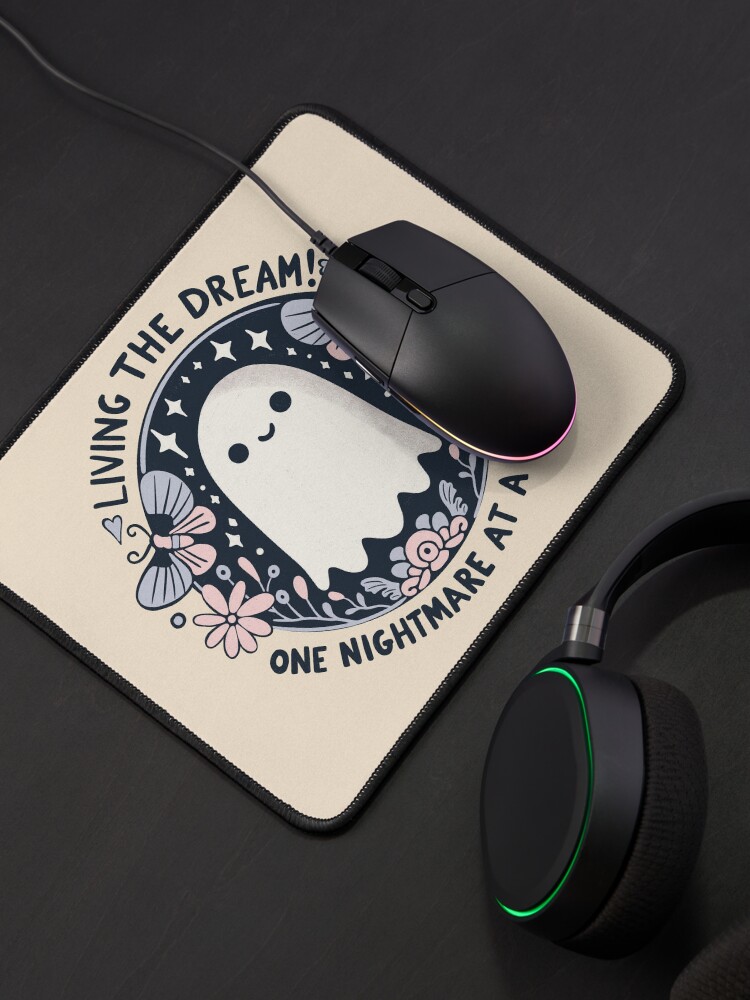 Thumbnail 4 von 5, Mauspad, Living the dream - cute ghost designt und verkauft von Itouchedabee.