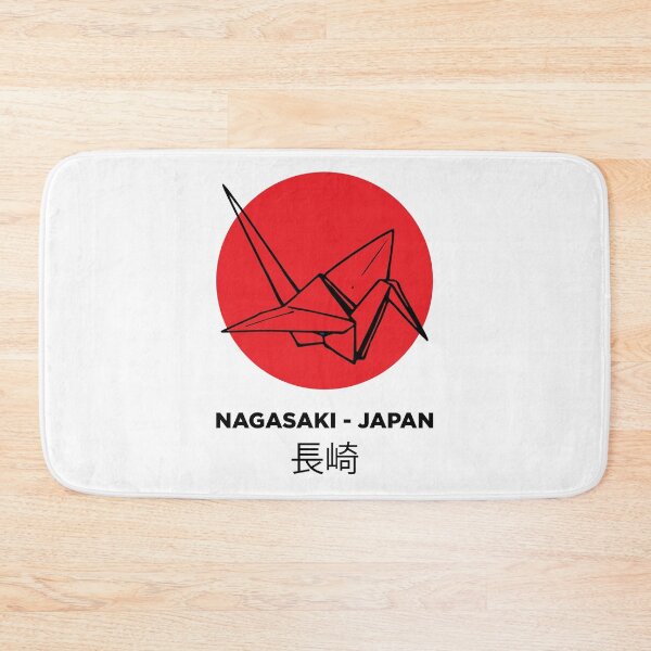 Artikelvorschau, Nagasaki Origami Art T-Shirt – Eine Hommage an die japanische Kultur und Widerstandsfähigkeit entworfen und verkauft von paulo silveira.
