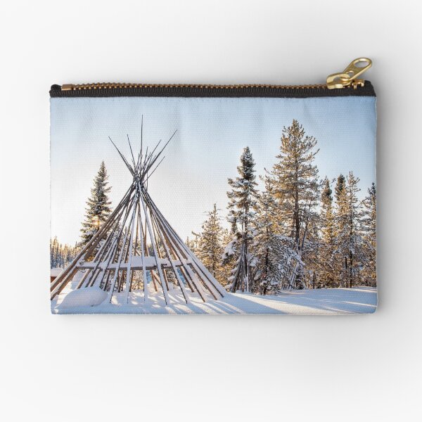 Artikel-Vorschau von Winter-Tipi, designt und verkauft von OtterJessica.