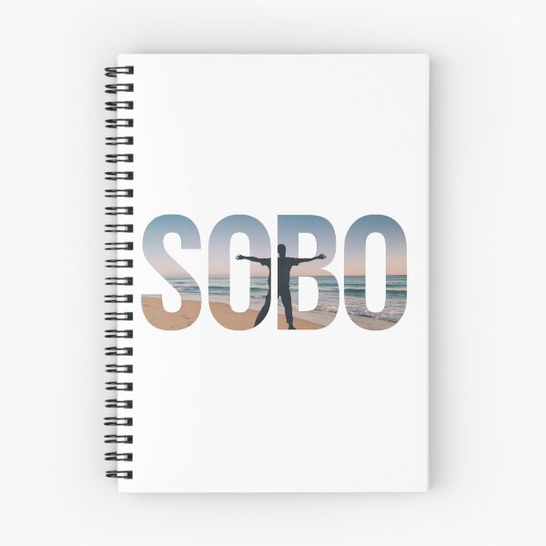 Artikelvorschau, SOBO Beach Vibes – Markantes Design mit Personensilhouette und ruhiger Meeresszene entworfen und verkauft von Darrwea.