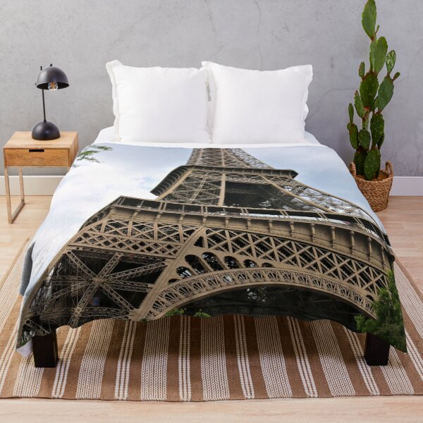 Item preview, La Tour Eiffel designed and sold by JulieMaxwell.