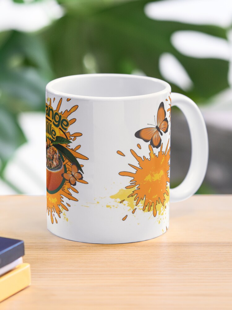 Aperçu 1 sur 6. Mug à café avec l'œuvre OrangeVille créée et vendue par Vinidal.