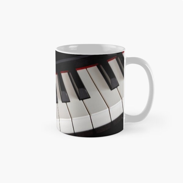 Aperçu de l'œuvre gros plan d'un fragment de piano créée et vendue par IgorKovalenko.