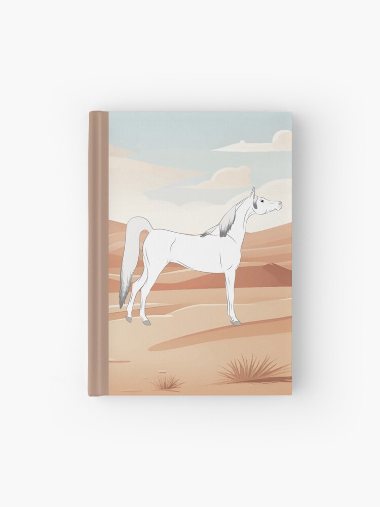 Aperçu 1 sur 3. Carnet avec l'œuvre Cheval Arabe, cheval gris sur un fond de paysage, cheval oriental, races de chevaux de l'Arabie Saoudite créée et vendue par WebEquitation.