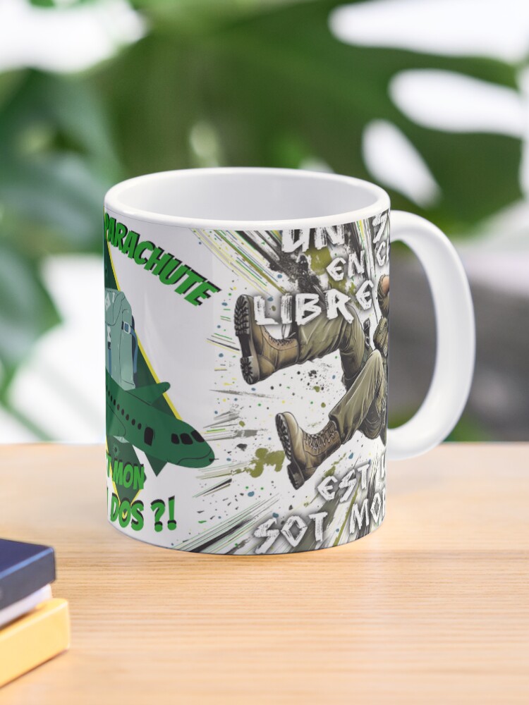 Aperçu 1 sur 6. Mug à café avec l'œuvre J'ai ton parachute. créée et vendue par Vinidal.