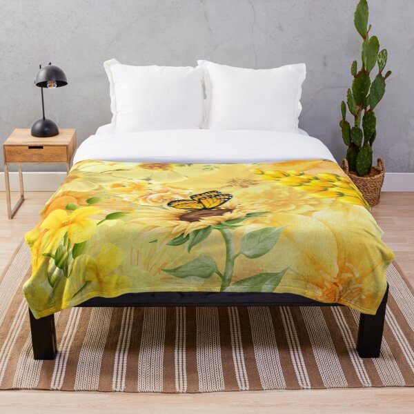 Aperçu de l'œuvre Collage de fleurs jaunes avec un papillon créée et vendue par Fantacaroo Designs.