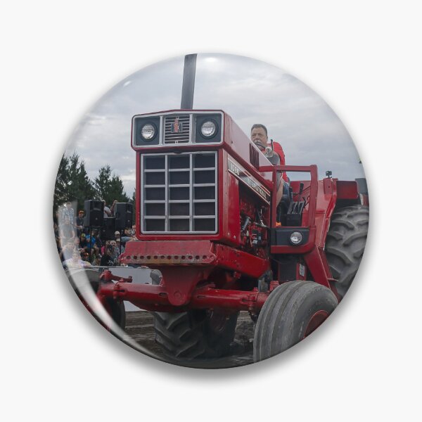 Item preview, Tractor Pulling - International 1086 in Ste-Famille designed and sold by blindphotog.
