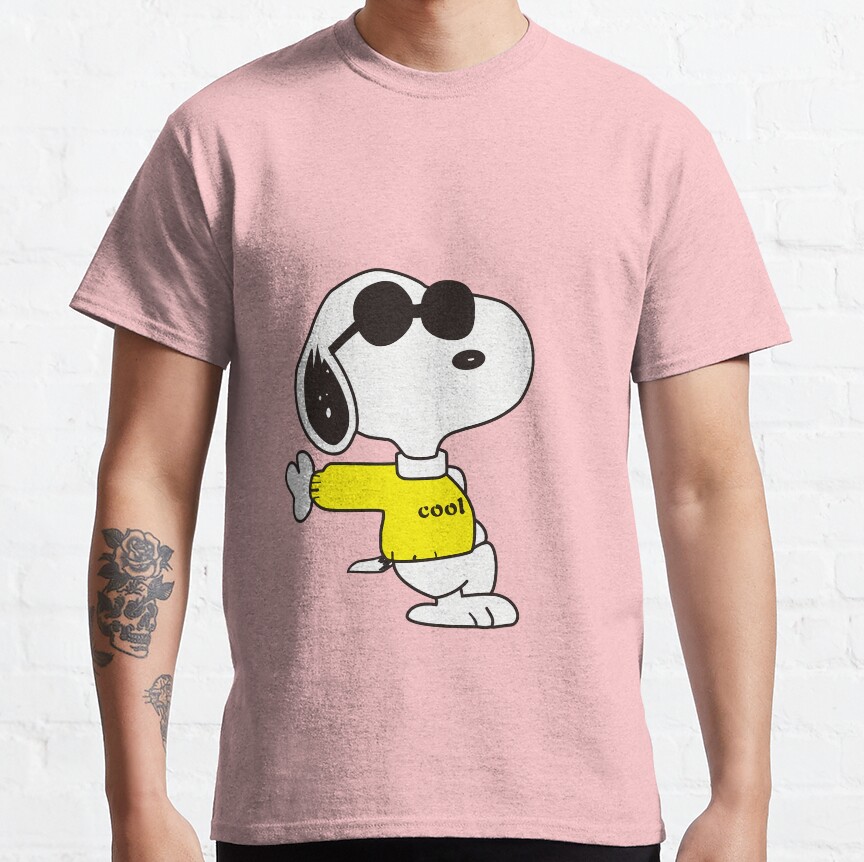 Cool Snoopy Classic T-Shirt New Fashion