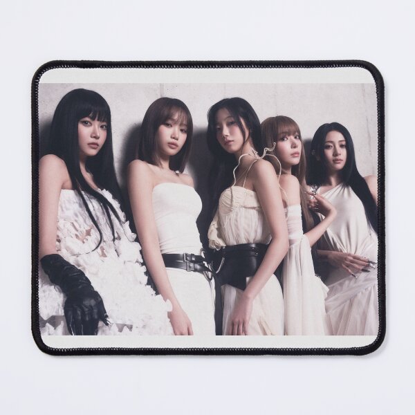 LE SSERAFIM (KPOP)