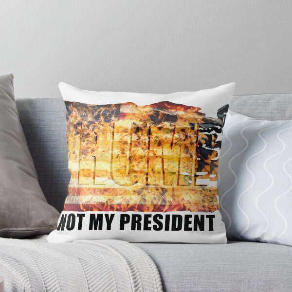 Aperçu de l'œuvre TRUMP - Ce n'est pas mon président Conception du drapeau américain créée et vendue par CorvegaDesigns.
