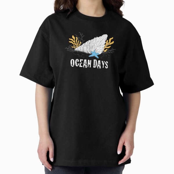 Vista previa del artículo con la obra «Camiseta con diseño gráfico de playa Ocean Days», diseñado y vendido por Hostar2024.