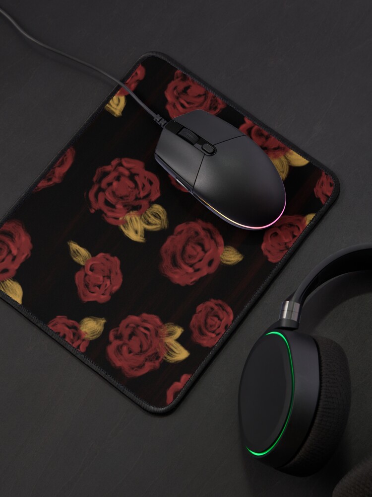 Aperçu 4 sur 5. Tapis de souris avec l'œuvre Rose Design créée et vendue par PatchworkHues.