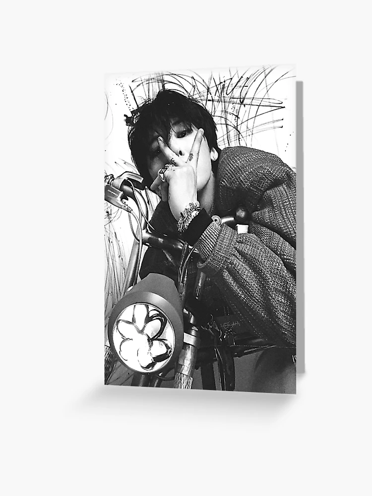 G-DRAGON Übermensch black and white poster 2025 World Tour