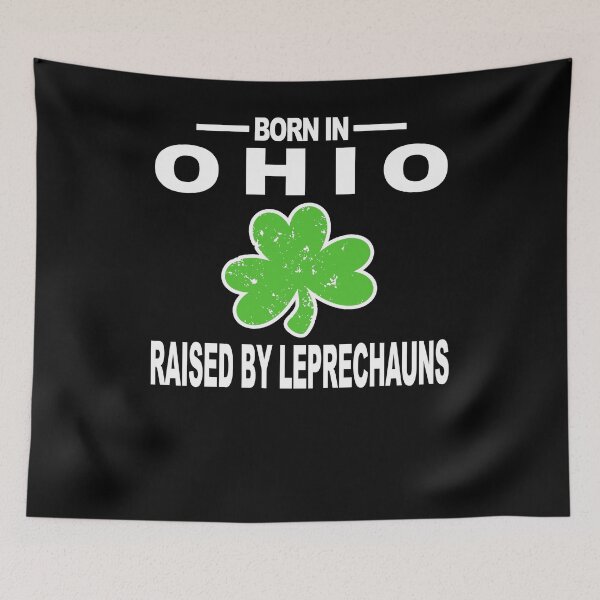 Aperçu de l'œuvre Ohio Shirt Raised Par Leprechauns St Paddys Hoodie créée et vendue par shoppzee.