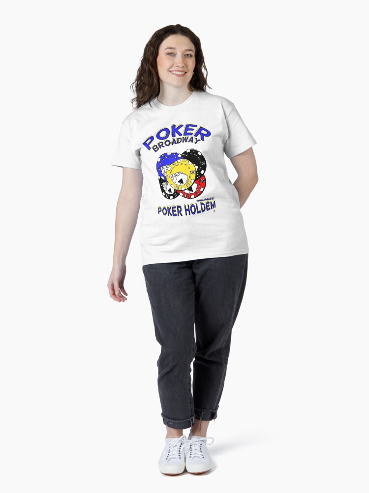 Aperçu 4 sur 7. T-shirt classique avec l'œuvre Poker. créée et vendue par Vinidal.