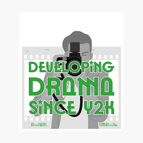 Artikel-Vorschau von Drama-Entwicklung seit dem Jahr 2000, designt und verkauft von Foto Merch.