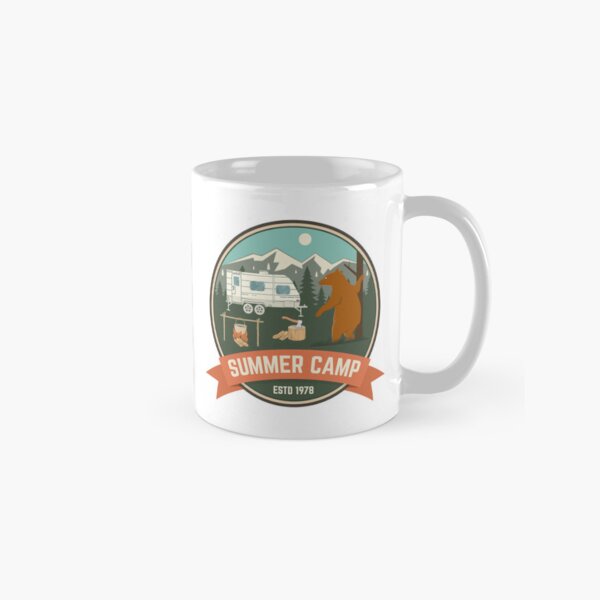 Vista previa del artículo con la obra «Camiseta de campamento de verano», diseñado y vendido por sivVector.