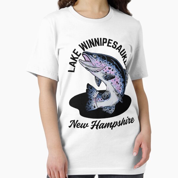 Vista previa del artículo con la obra «Trucha de lago de New Hampshire en estilo vintage del lago Winnipesaukee (texto negro)», diseñado y vendido por TimelessLocales.