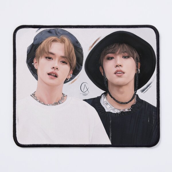 ur,mouse_pad_small_flatlay,