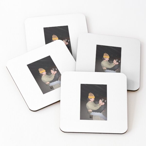 Artikelvorschau, Drew und Enya entworfen und verkauft von popartstickers.