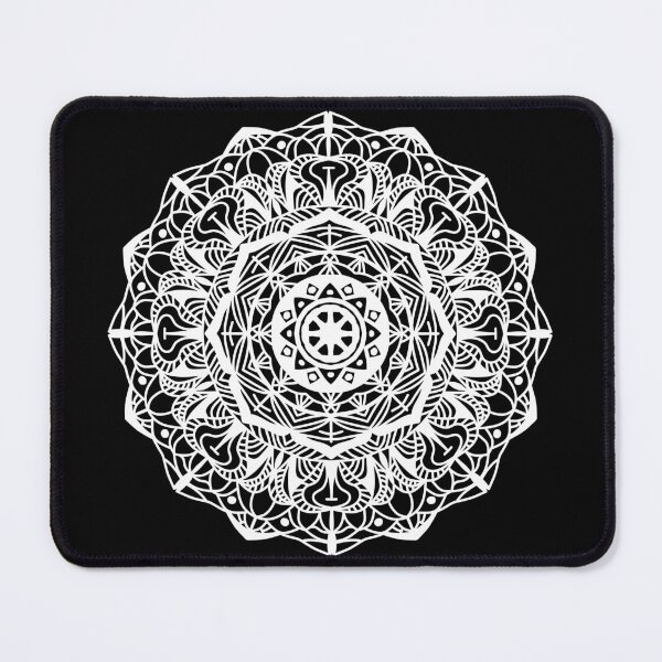 Artikelvorschau, Mandala-Deckchenmuster entworfen und verkauft von Smooth-Tee.