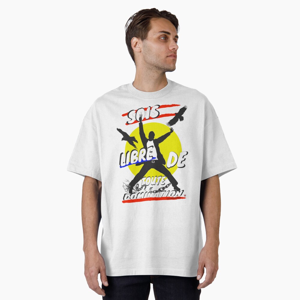 Aperçu de l'œuvre T-shirt oversize créée et vendue par Vinidal.