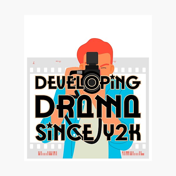 Artikel-Vorschau von Drama-Entwicklung seit dem Jahr 2000, designt und verkauft von Foto Merch.