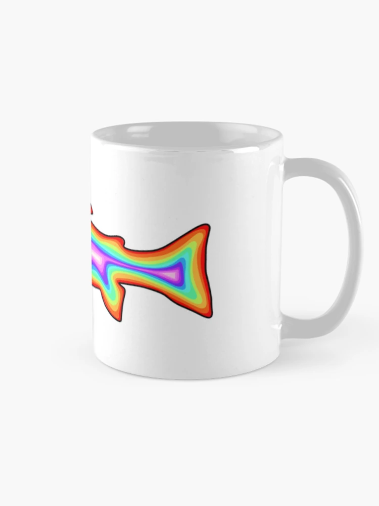 Aperçu 3 sur 6. Mug à café avec l'œuvre Poisson créée et vendue par Rylee Mitchell.