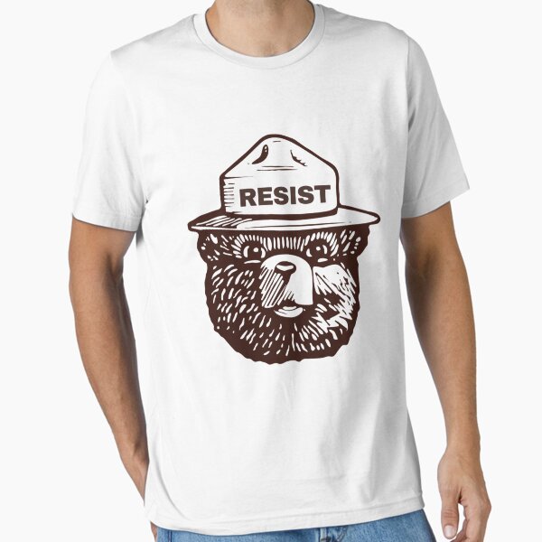 Vista previa del artículo con la obra «Camiseta de Smokey the Bear Resist de Parques Nacionales», diseñado y vendido por delacerdaan.