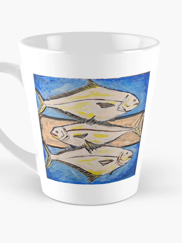 Aperçu 3 sur 4. Mug à café avec l'œuvre Pompano créée et vendue par RudyYoder.
