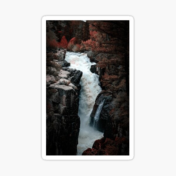 Vista previa del artículo con la obra «Cataratas espeluznantes», diseñado y vendido por Gnomadic Gnomes Productions.