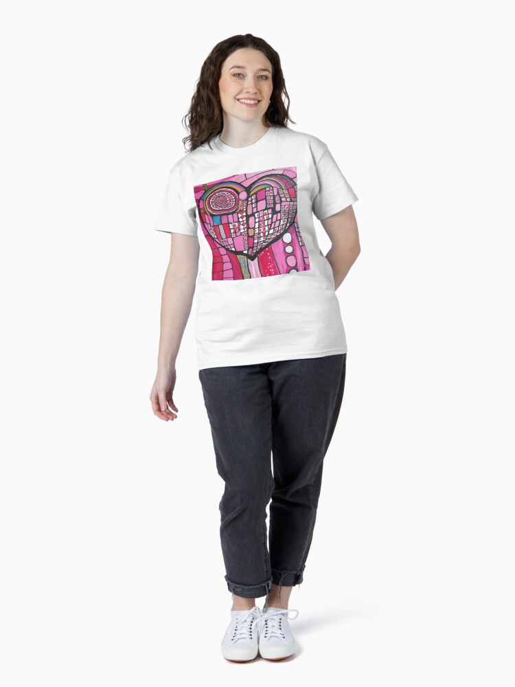 Thumbnail 4 von 7, Classic T-Shirt, Pink Heart for Peace - Ein rosa Herz für den Frieden designt und verkauft von Evelyn3112.