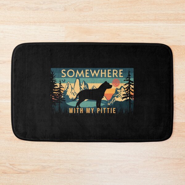 Artikelvorschau, Irgendwo mit meinem Pittie Vintage Wandern Camping Geschenk entworfen und verkauft von Guarddogdrive.