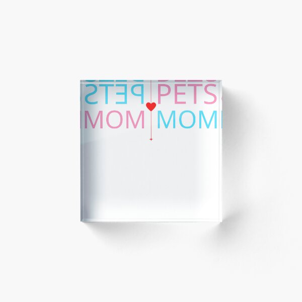 Aperçu de l'œuvre Belle-mère et maman d'animaux de compagnie en image miroir avec cœur et amour. créée et vendue par InkMarks.
