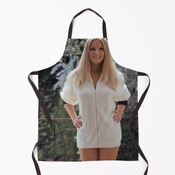Artikelvorschau, Cheryl Ladd entworfen und verkauft von sarzerdesigns.