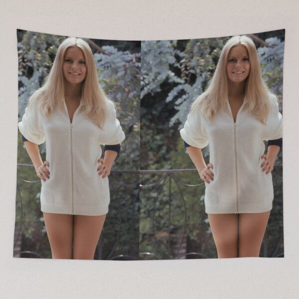 Artikelvorschau, Cheryl Ladd entworfen und verkauft von sarzerdesigns.