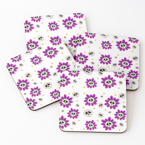 Aperçu de l'œuvre Motif de crâne et de fleur créée et vendue par Onehappyhook.