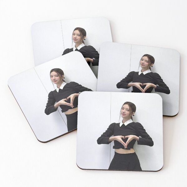 Artikelvorschau, YUNAH MANDELSCHOKOLADE YUNAH CHERISH MY LOVE YUNAH TICK TACK entworfen und verkauft von Valereekmerch.