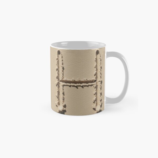 SAND LETTER H Classic Mug