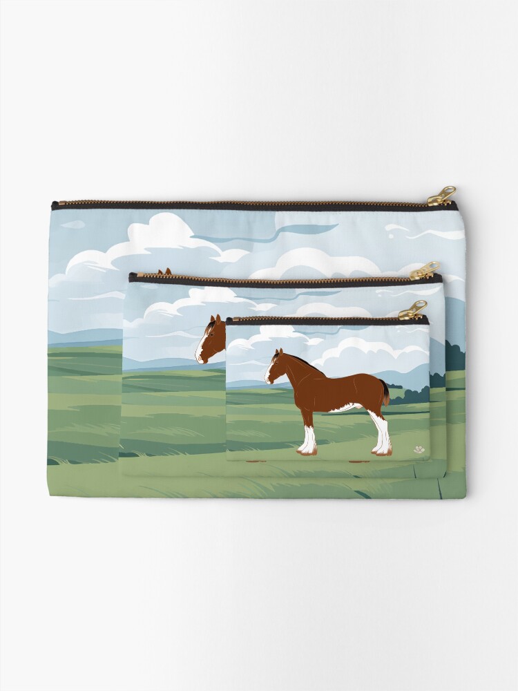 Aperçu 2 sur 4. Pochette avec l'œuvre Cheval Clydesdale, cheval bai sur un fond de paysage, cheval de trait, races de chevaux du Royaume Uni créée et vendue par WebEquitation.