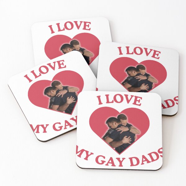 Aperçu de l'œuvre I love my gay dads Buddie créée et vendue par alittlelibrary.