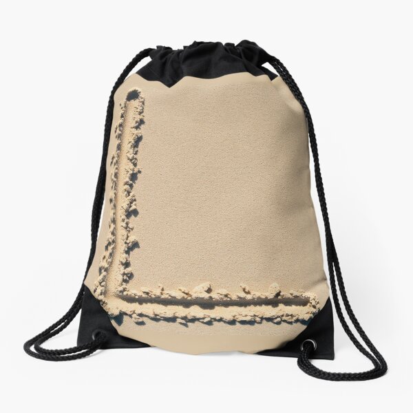 SAND LETTER L Drawstring Bag