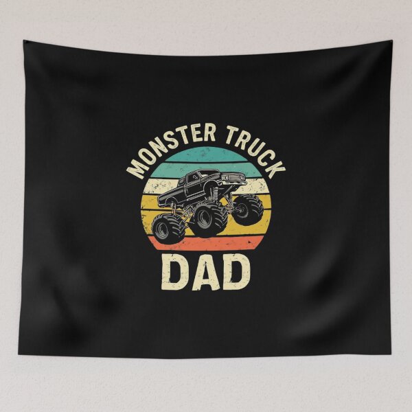 Aperçu de l'œuvre Conception graphique de Monster Truck vintage avec le texte « Papa » en gras – Puissance tout-terrain rétro créée et vendue par Colorful-Garden.