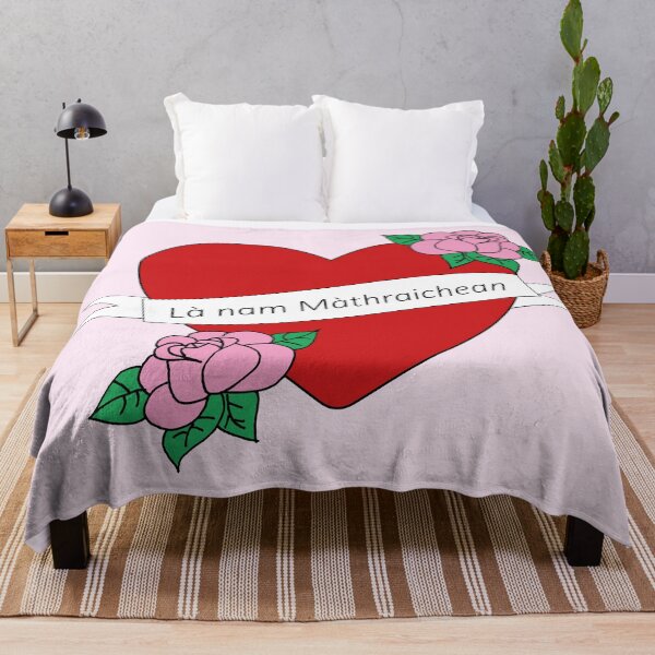 Item preview, Mother's Day (Là nam Màthraichean Scottish Gaelic (Gàidhlig))pink background designed and sold by Mamaidh Made.