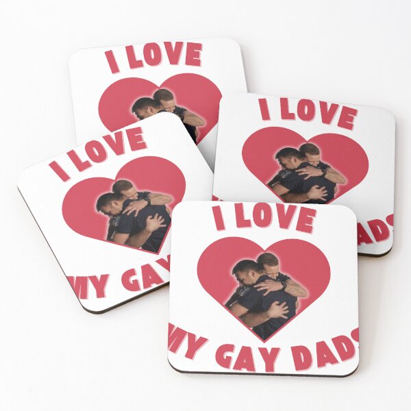 Aperçu de l'œuvre I love my gay dads Buddie créée et vendue par alittlelibrary.