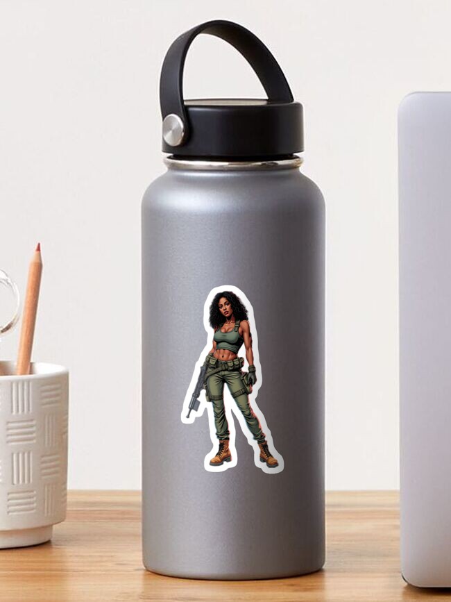 Imagen 1 de 3, Pegatina con la obra Mujer soldado negra, diseñada y vendida por macadolie.