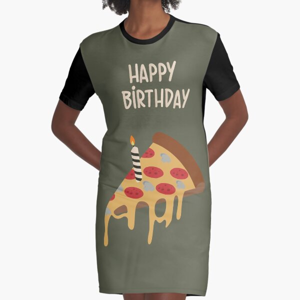Artikel-Vorschau von Alles Gute zum Geburtstag Stück Pizza Peperoni und Champignons mit einer Kerze, designt und verkauft von AlginaPugachova.