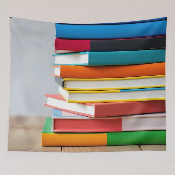 Artikelvorschau, Bunte Hardcover-Bücher entworfen und verkauft von Maria Dryfhout.